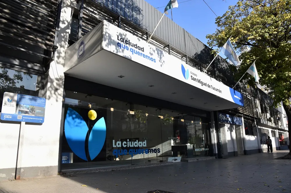 La incertidumbre sobre la candidatura de Rossana Chahla abrió una fuerte discusión en el peronismo, que busca retener un distrito clave de cara a las elecciones de 2027.