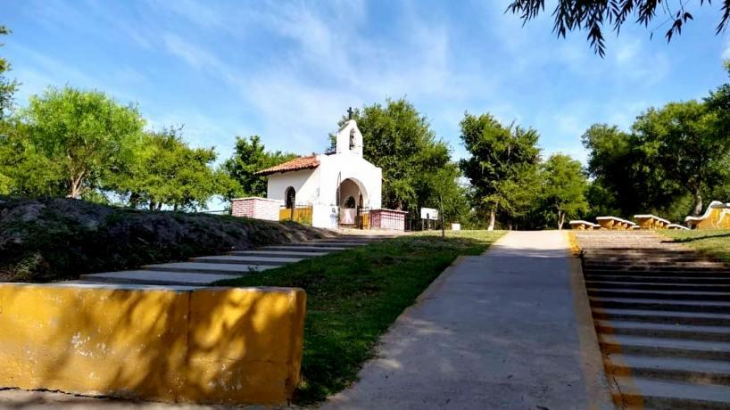 El misterio detrás del Pozo de los Milagros de Trancas el agua bendita que atrae a miles de fieles cada año