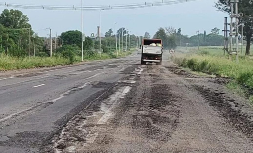 FONDOS PROPIOS. El gobernador salteño Gustavo Sáenz confirmó la decisión de encarar la reparación del deteriorado tramo del camino nacional.