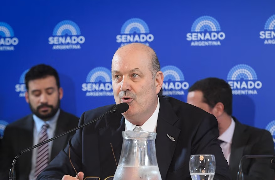 El anteproyecto de "Ley de Desregulación", es una propuesta legislativa integral orientada a la liberalización económica y la simplificación administrativa
