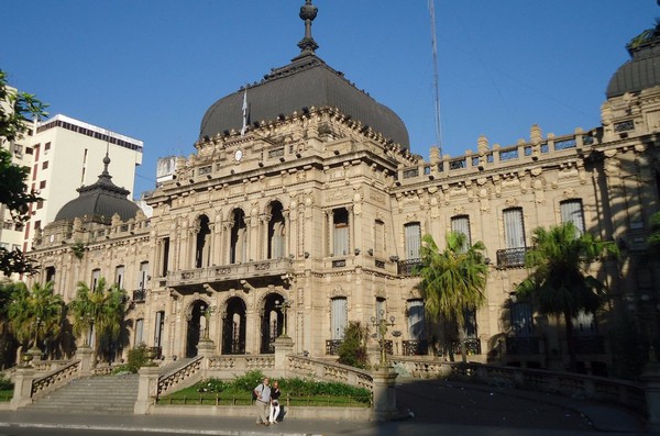 Los partidos empiezan a definir sus principales candidaturas.